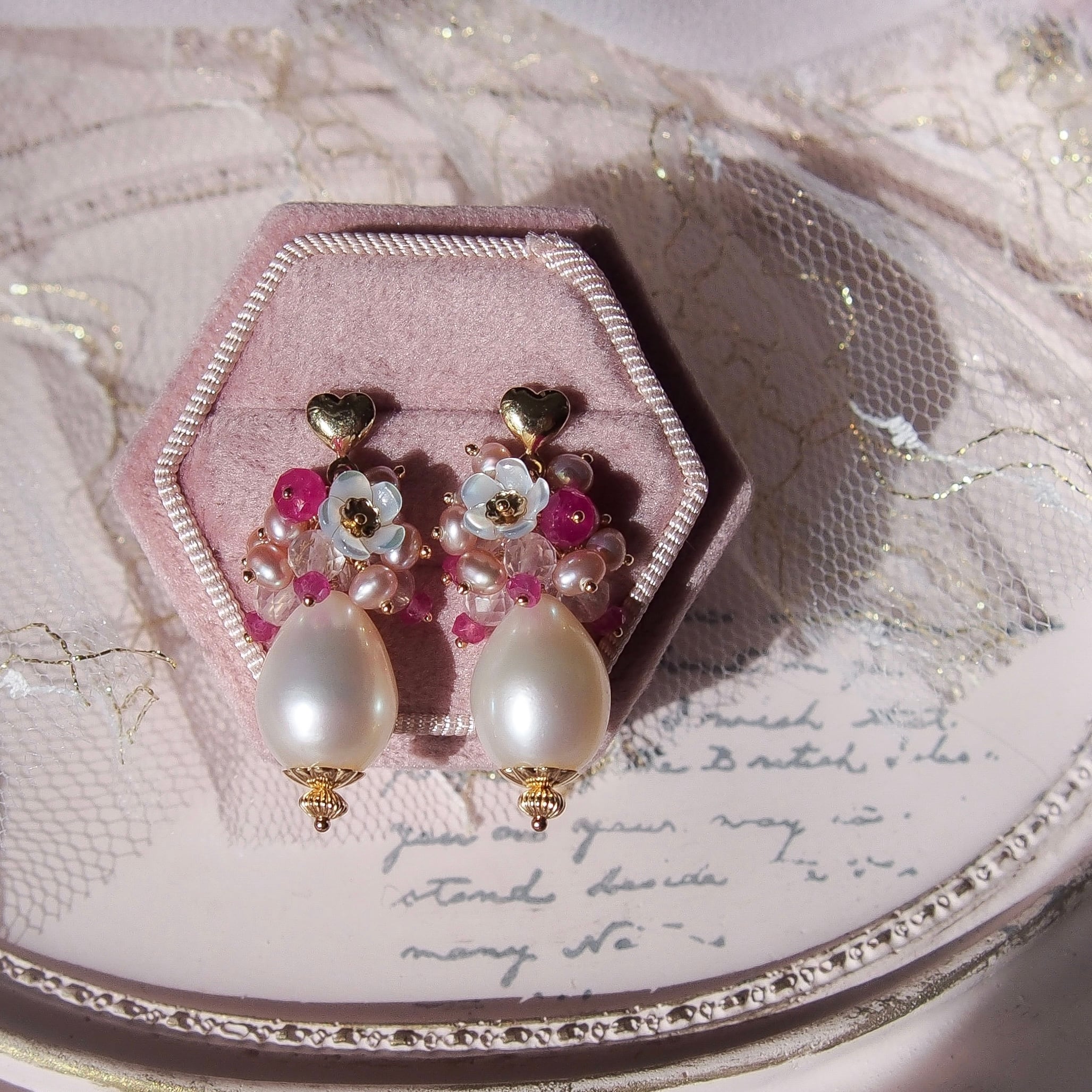 わぁイズ様ご参考。あこやバロック月の雫のピアス14kgf