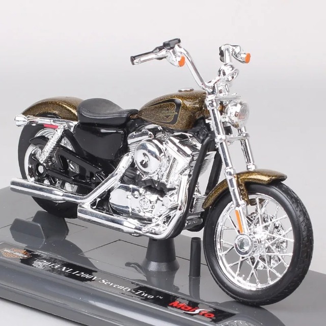 1/18 Maisto ハーレーダビッドソン Harley Davidson 2013 XL 1200V 72 