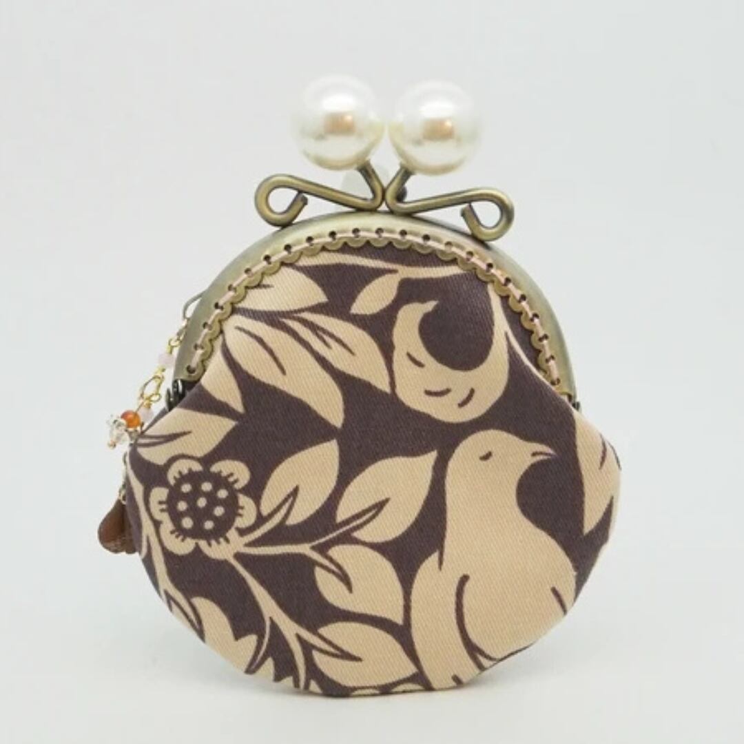 【ハンドメイド】がま口ポーチ・コインケース|お花と小鳥・パープル(口金8.5センチ)
