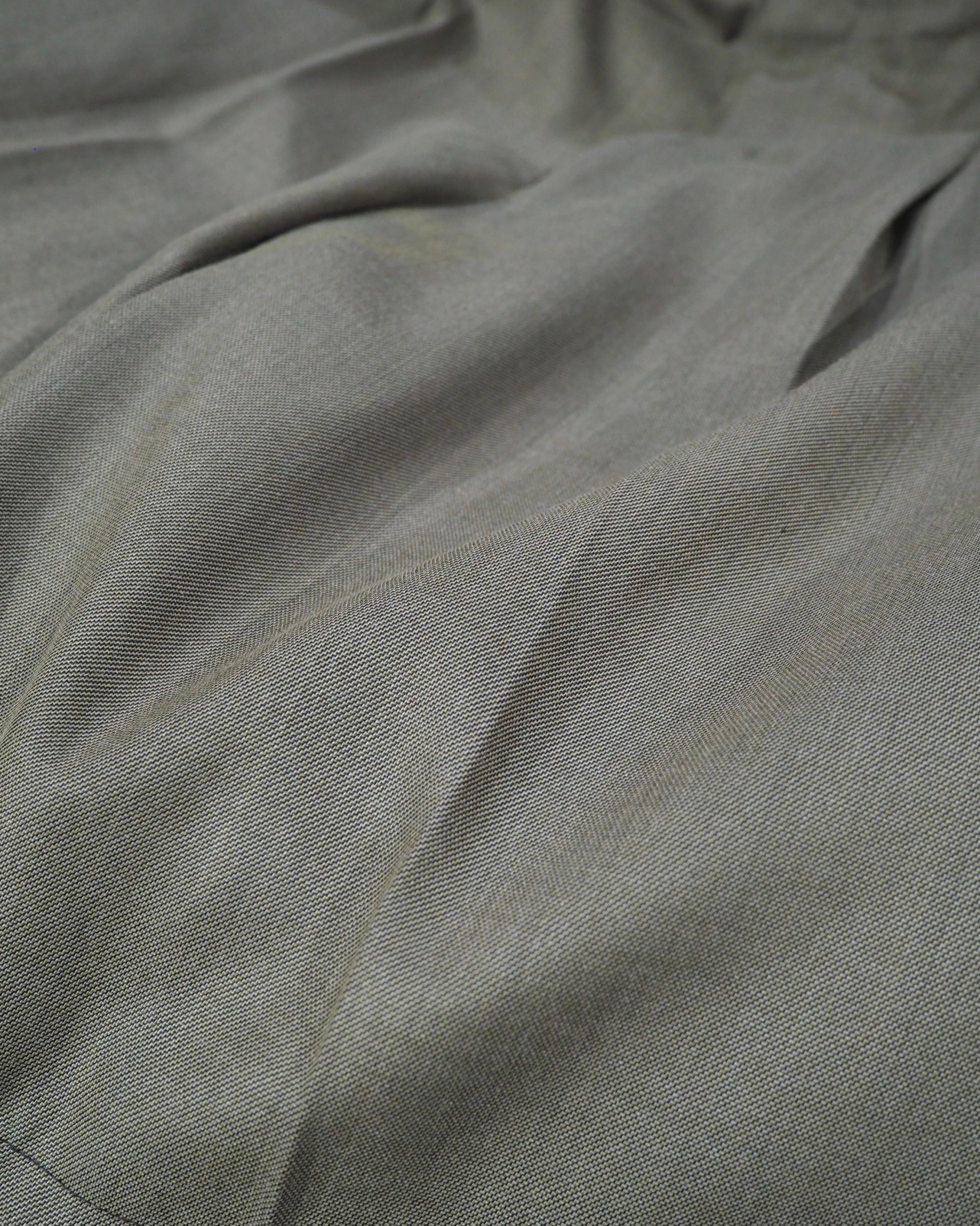 ” Perry Ellis ” Two tuck Wide slacks Shorts