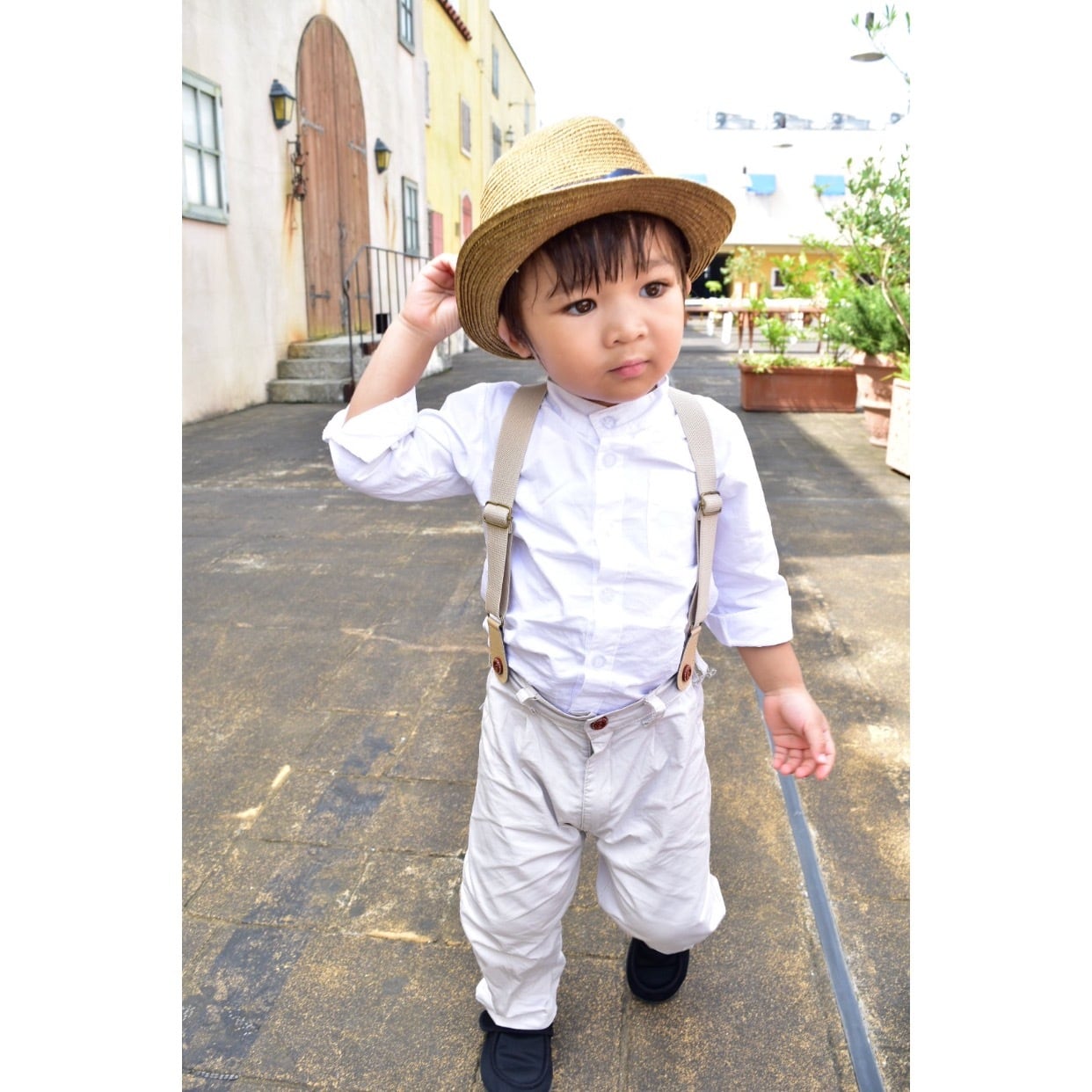 即納】ノーカラーシャツ&サスペンダー付きパンツセット 男の子セット服