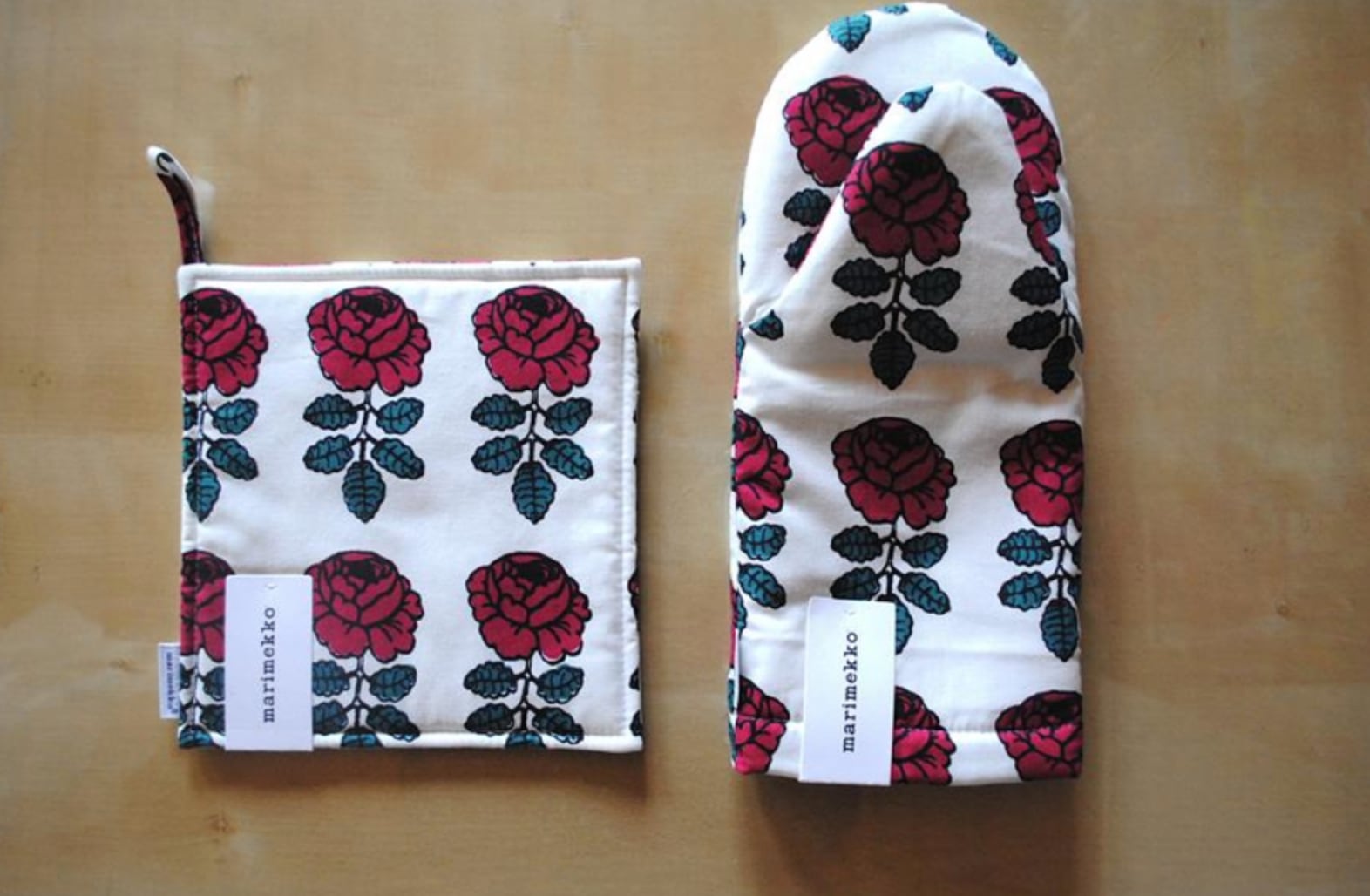 ミトンセット VIHKIRUUSU ライム 北欧雑貨 マリメッコ 鍋敷き