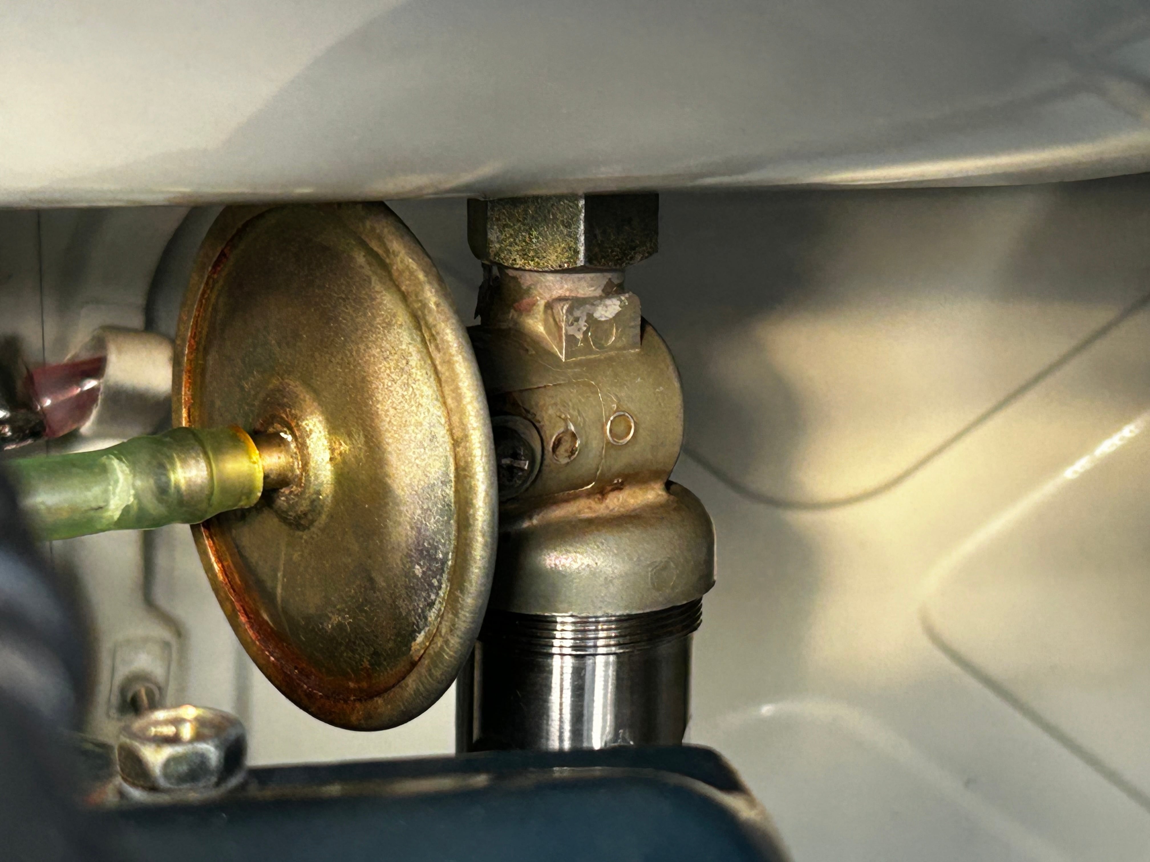 作動未確認ビンテージパーツ　スバル360燃料コックパーツ　全国送料一律９８０円 スバル３６０修復プロジェクト14 | 千葉県自動車大学校