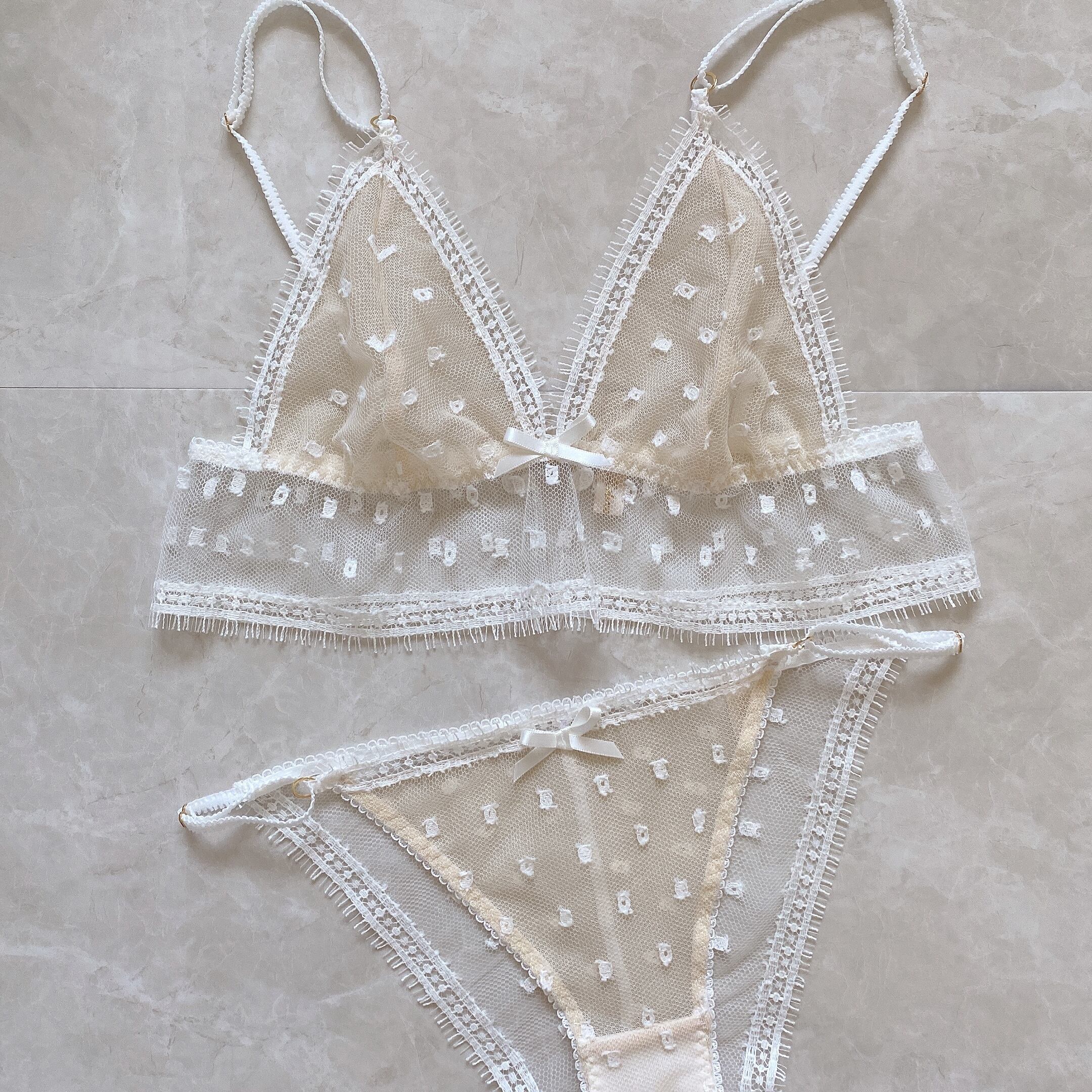 French Dot Bralette(white)