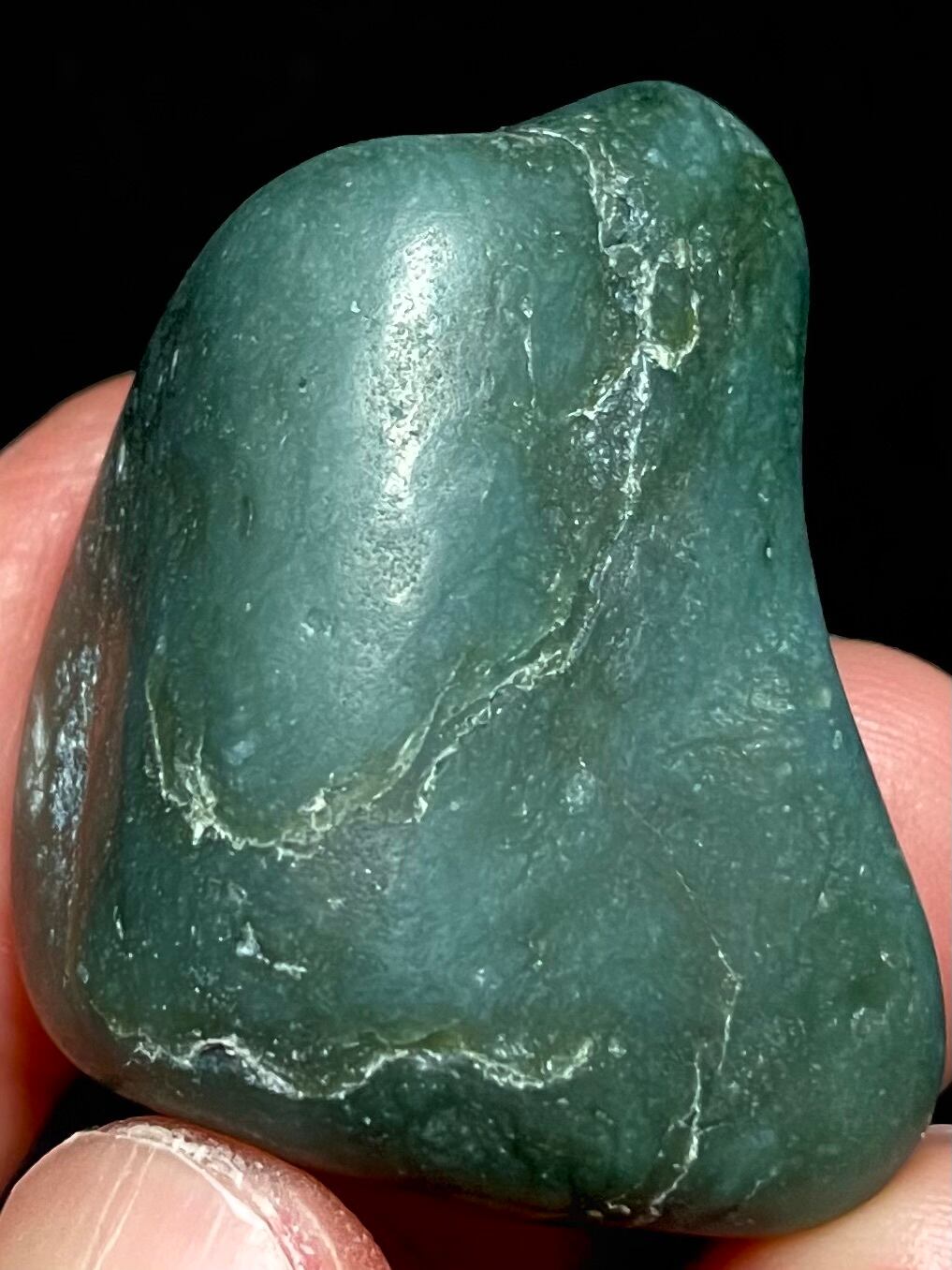 3) 日本人の「心」に寄り添う御守り!成熟した心魂「糸魚川ネフライト」軟玉・小型