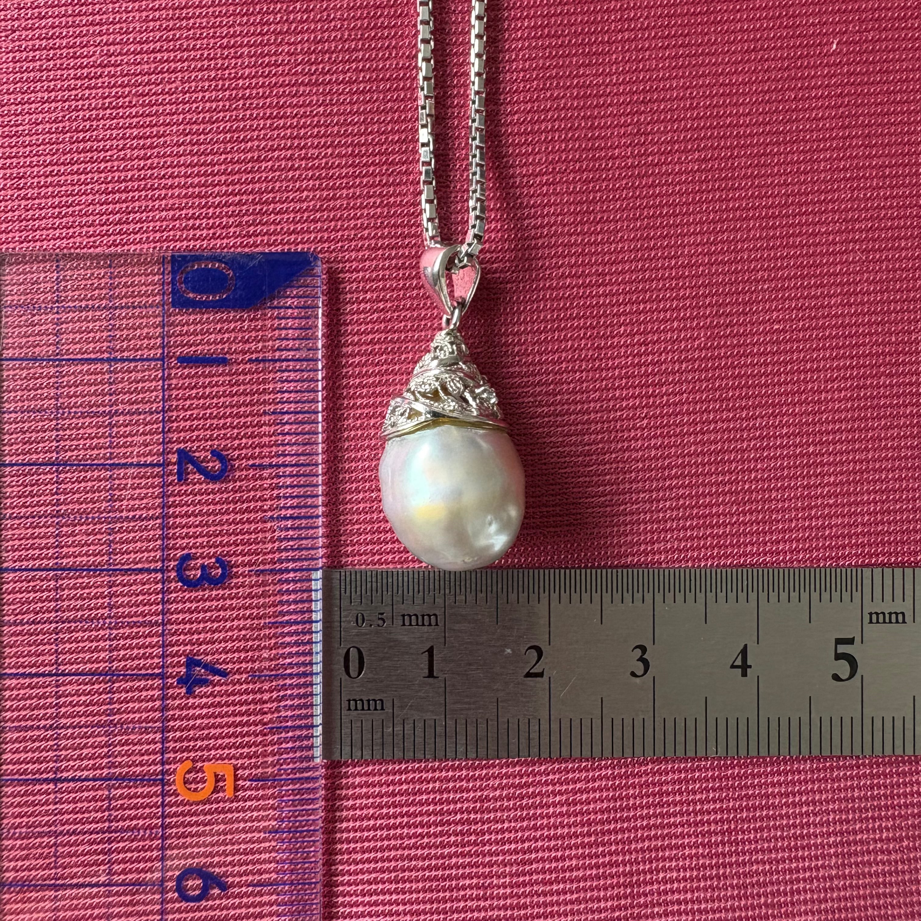 黒蝶真珠 バロックパール Pt850 / Pt900 ダイヤ 大粒バロックパール