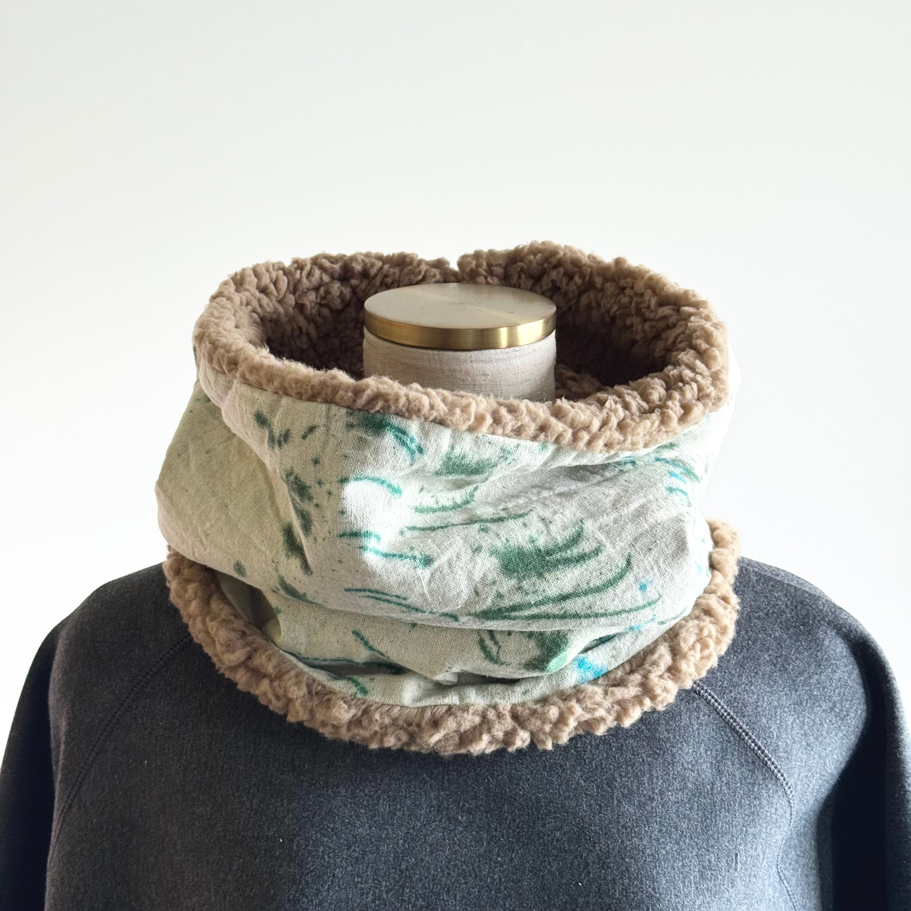 手染めとボアのネックウォーマー straight | Sashiiro