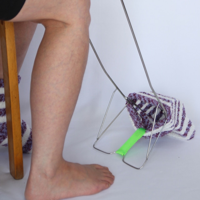 土日限定15 Off ご自身で靴下が履きづらい方へ はきやす スタンダードタイプ 器具にセットするだけで靴下が簡単に履けます らくだからだ