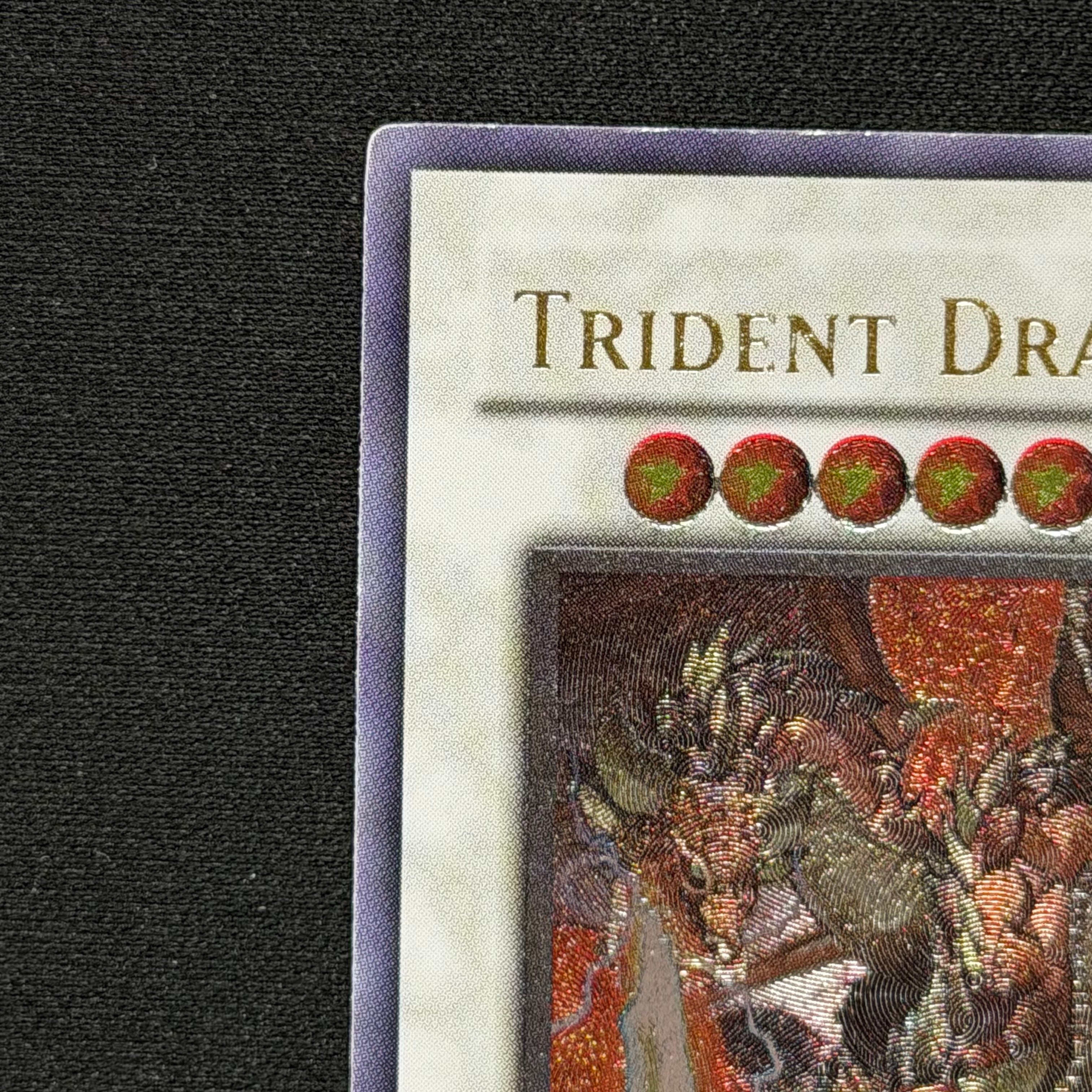 遊戯王 英語版 トライデント・ドラギオン レリーフ RGBT-EN043