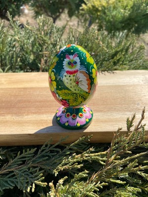 ペトリキウカ塗り　木製プィサンカ・スタンド一体型（イースター・エッグ）9cm（ホメンコ作）