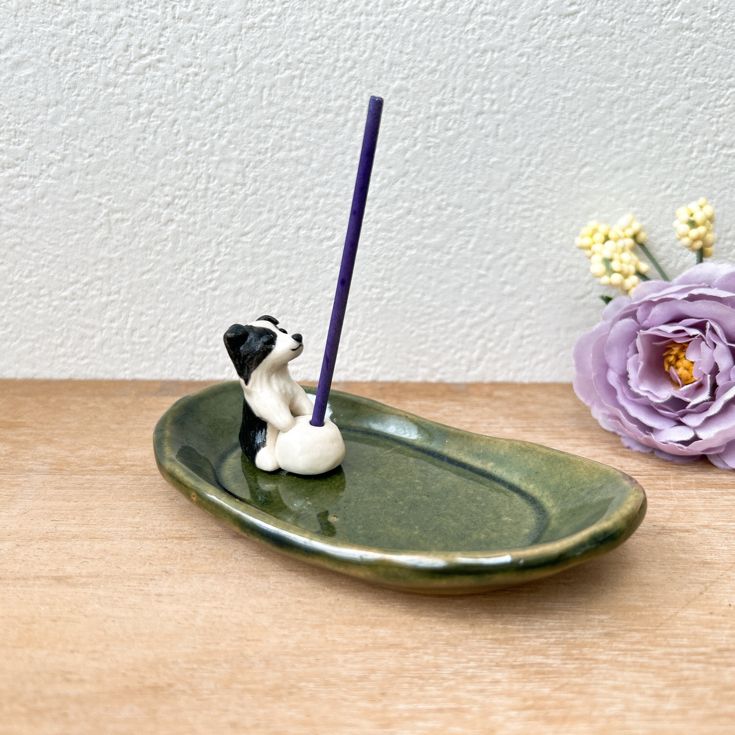 チワワの箸置き（レッド）仰向け | 陶器のことり