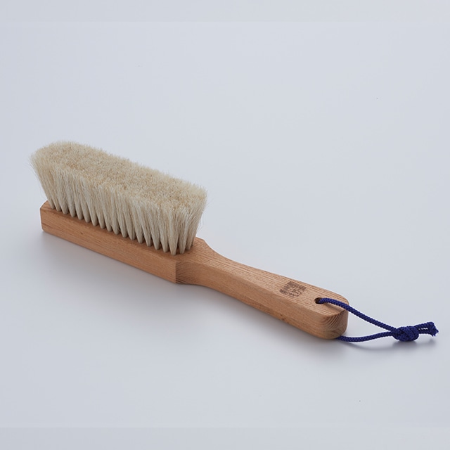 欅シリーズ　洋服ブラシ　カシミヤ　スリムハンドル型　／　Keyaki Series　Clothes Brush　Cashmere　Slimhandle type