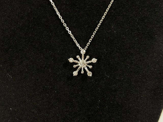 星の砂】Pt900雪の結晶デザインダイヤモンドネックレス | 中岡時計宝飾店