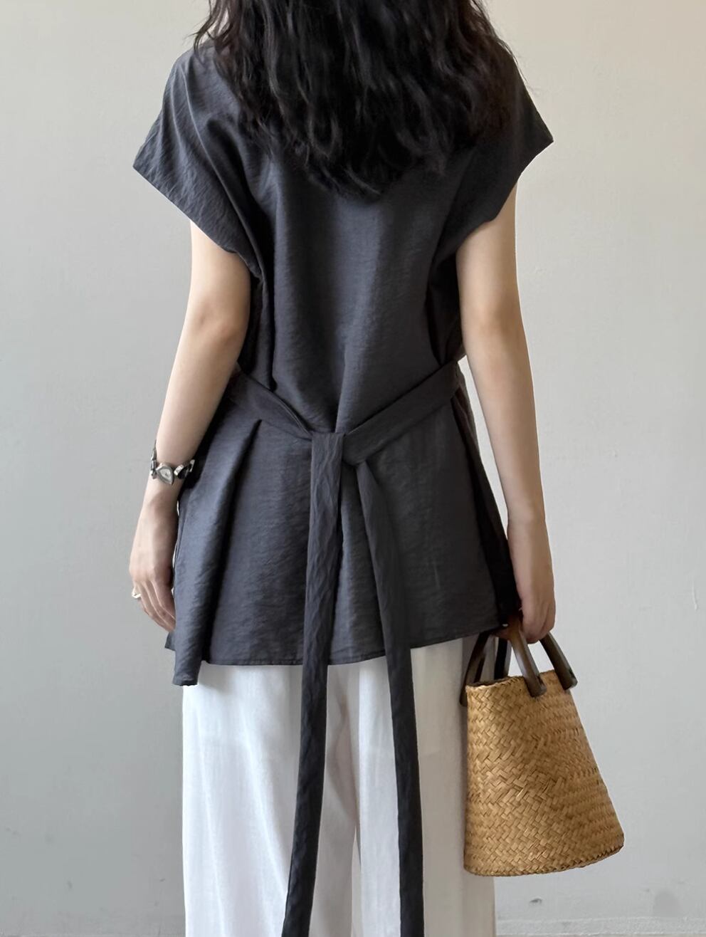 ルイ・ヴィトン　フレンチスリーブ　トップス　リボン ルイ・ヴィトン フレンチスリーブ トップス リボン