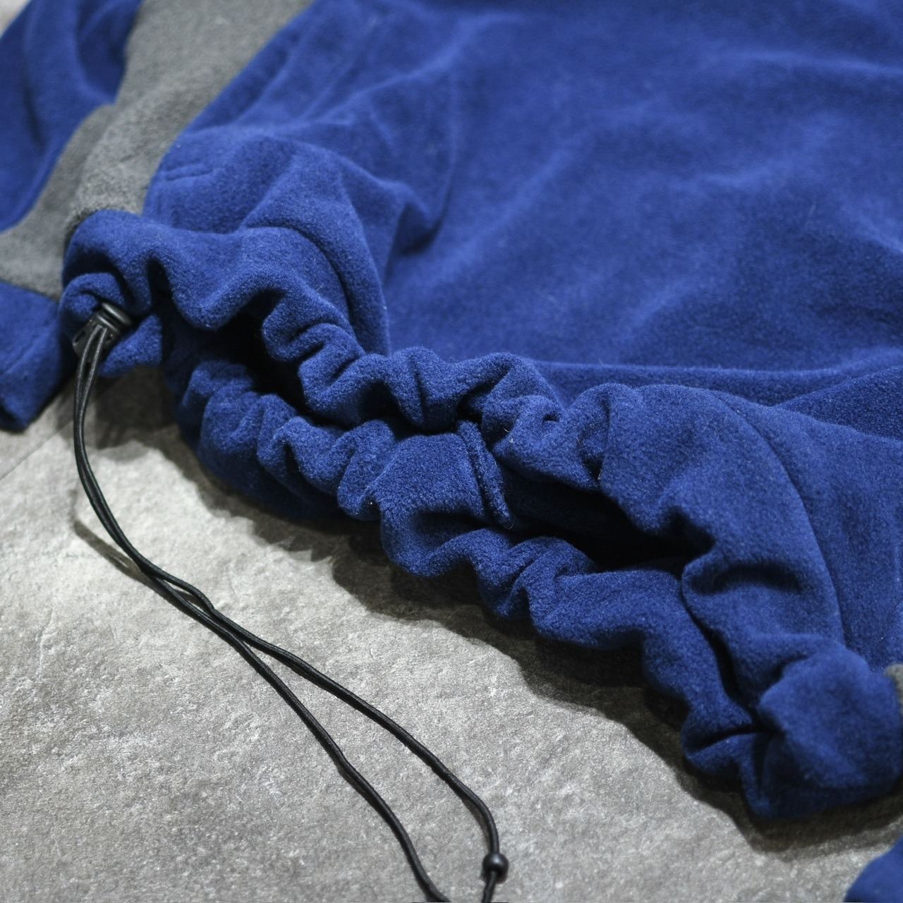 Eddie Bauer switching half zip fleece