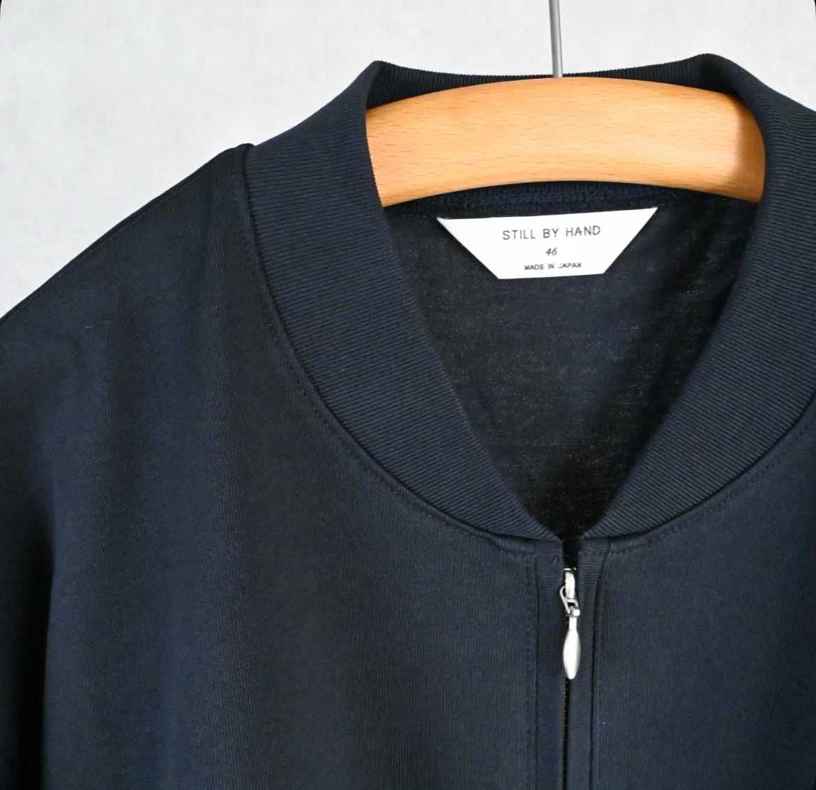 25AW》【STILL BY HAND】ZIP UP COTTON JUMPER スティルバイハンド