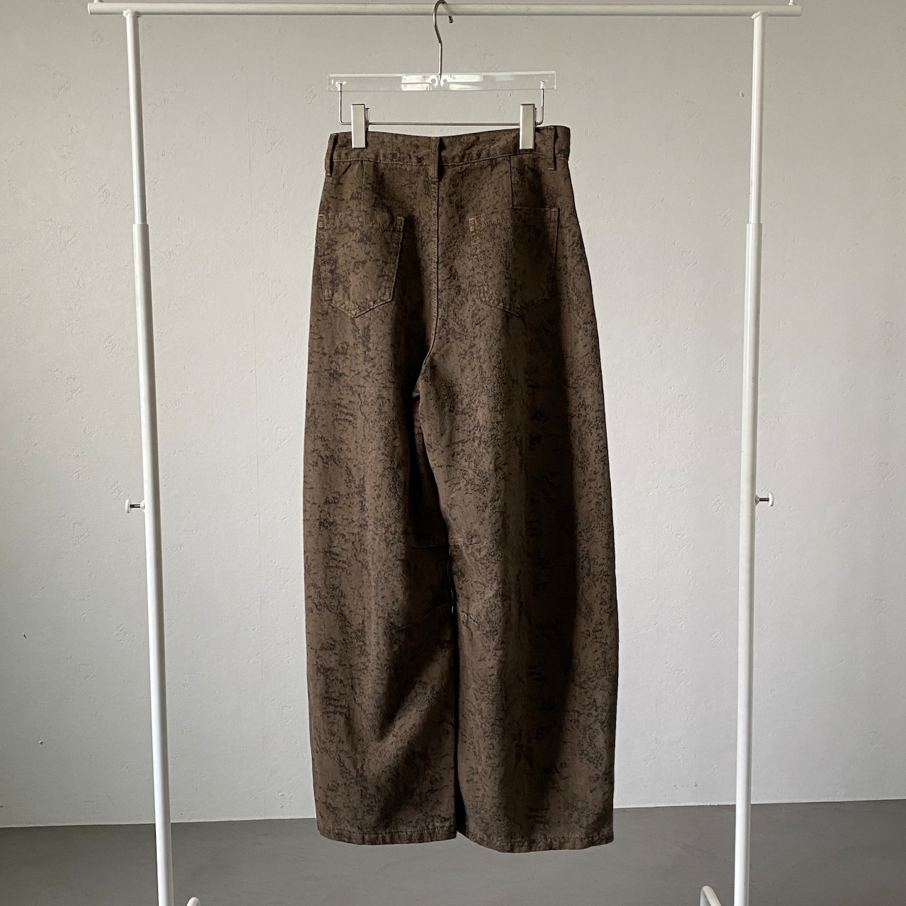 【受注予約:10月上旬入荷予定】クラッシュ加工カツラギワイドPT/ブラウン