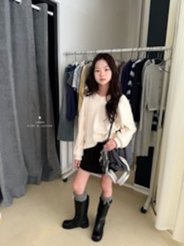 【予約】 comma　スリットニットT 26autumn 韓国ブランド　キッズ　女の子　小学生　コンマ　韓国子供服　トレンド