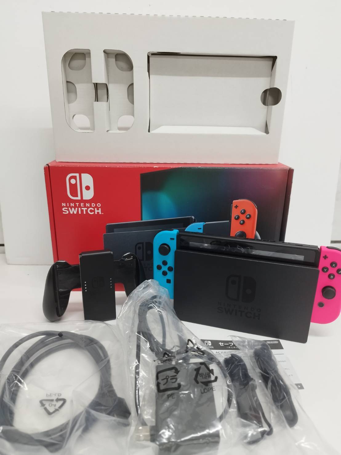 Nintendo Switch 空箱6セット！HAC-S-KABAA/HAC-S-KAAAA | 中古