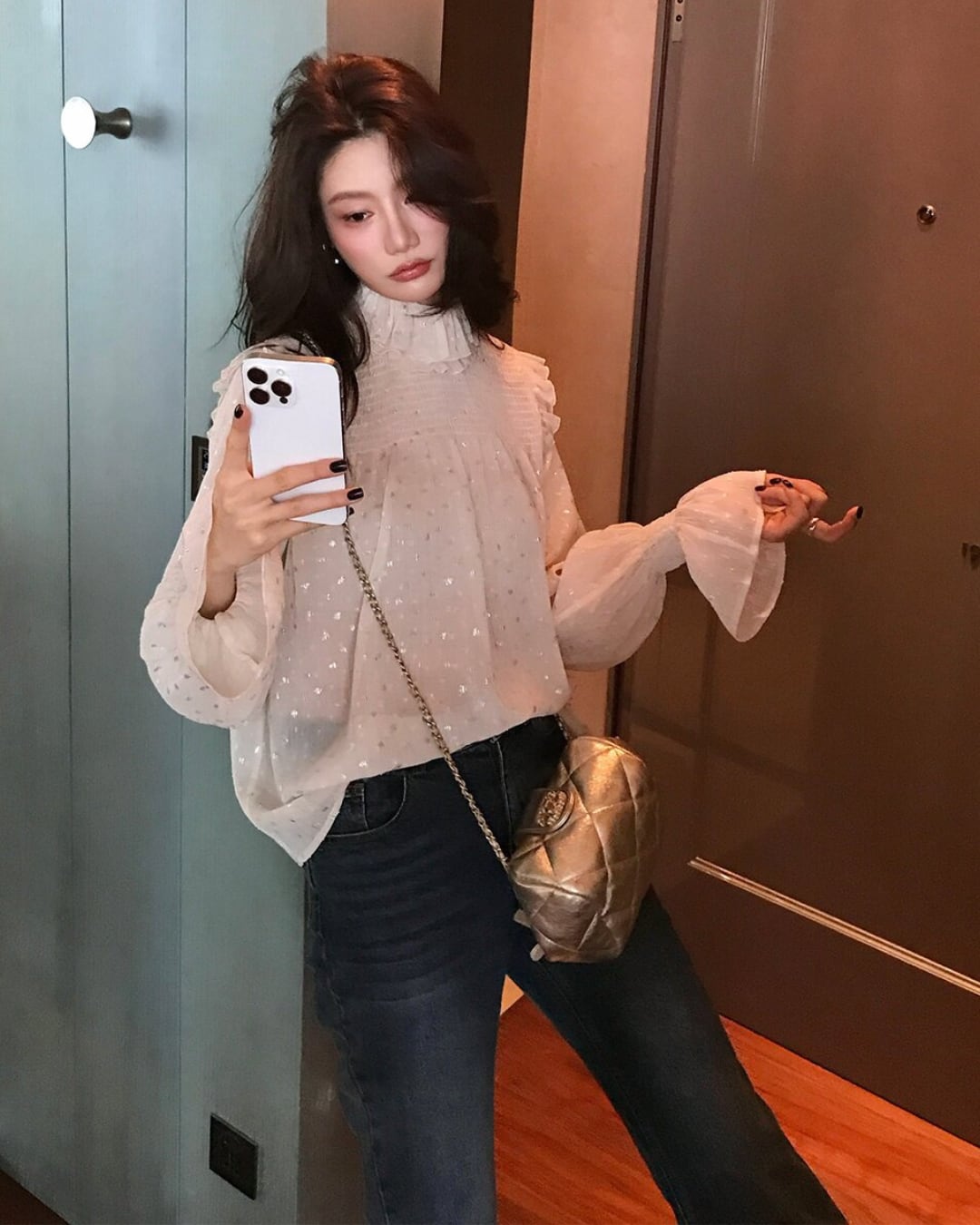 シフォンフリルネックブラウス S26050