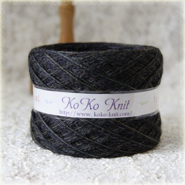 §koko§ for you~落ち着いた黒  メンズにも　1玉71ｇ以上 　カシミア　シルク　引き揃え　毛糸　オリジナル糸　ブラック