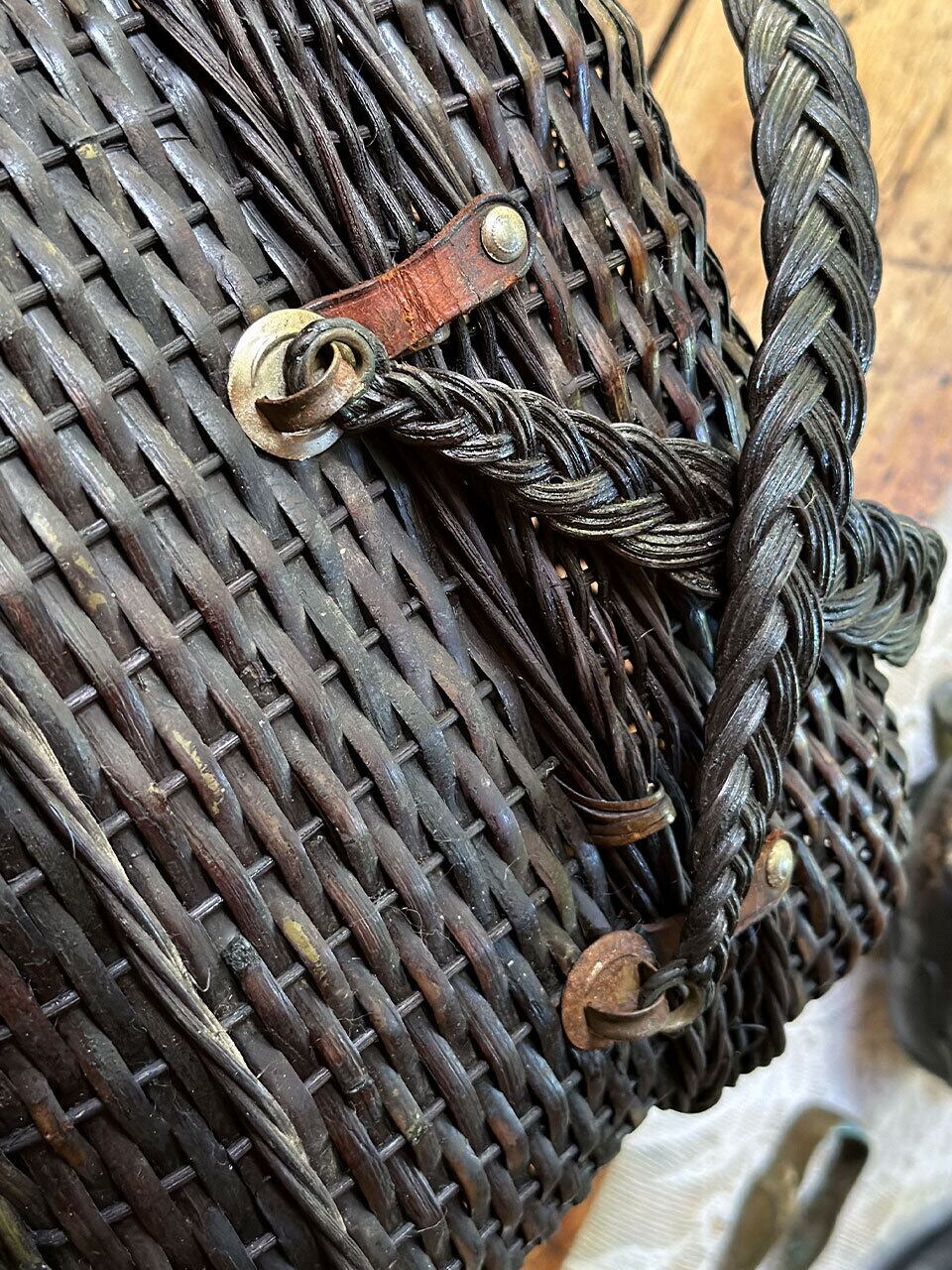 フランスアンティーク ブラックパニエ 差し込み金具 | Brocante de La