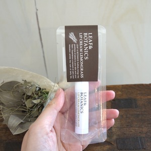 ＜松山油脂 LEAF&BOTANICS＞リップクリーム レモングラス