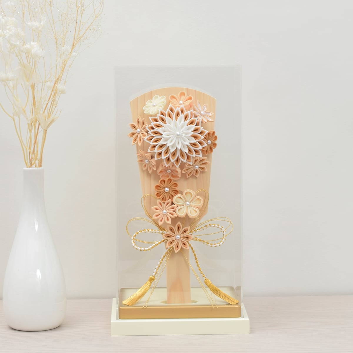 羽子板飾り 【淡栗】|おしゃれ|モダン|今どき|コンパクト|スタイリッシュ|つまみ細工|正絹