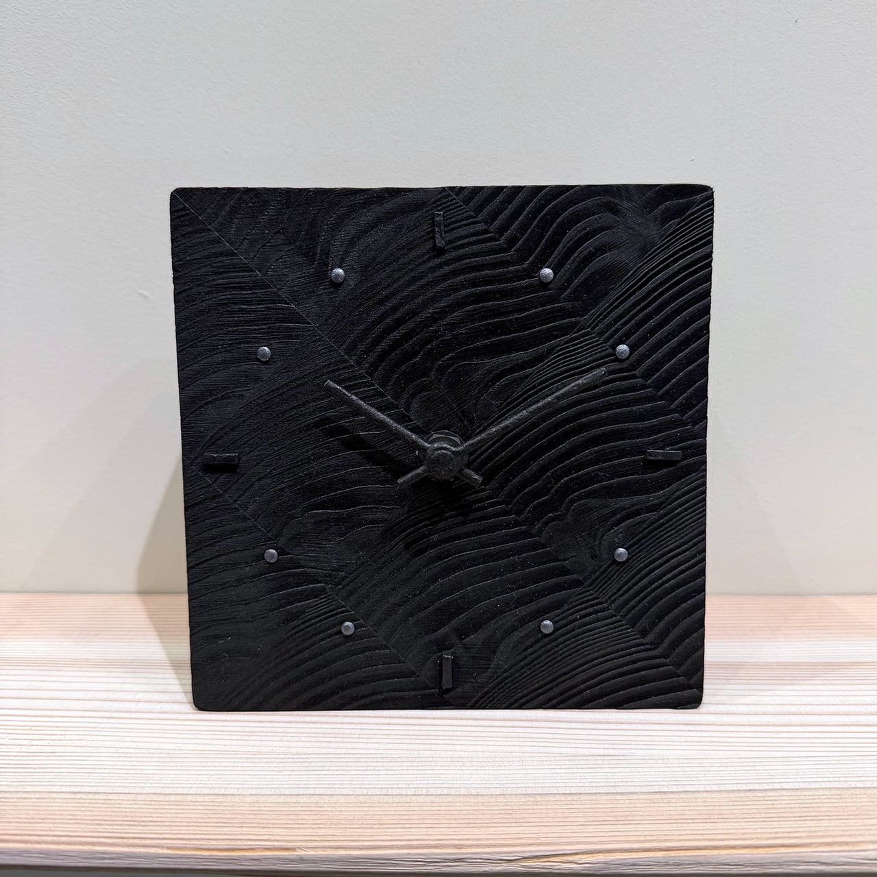 INTERIOR | ON SUNDAYS