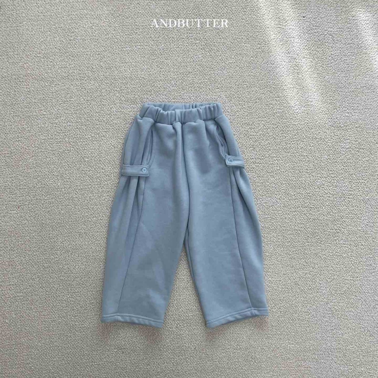 【and butter】ボタンワイドスウェットパンツ ライトブルー 130cm - 10