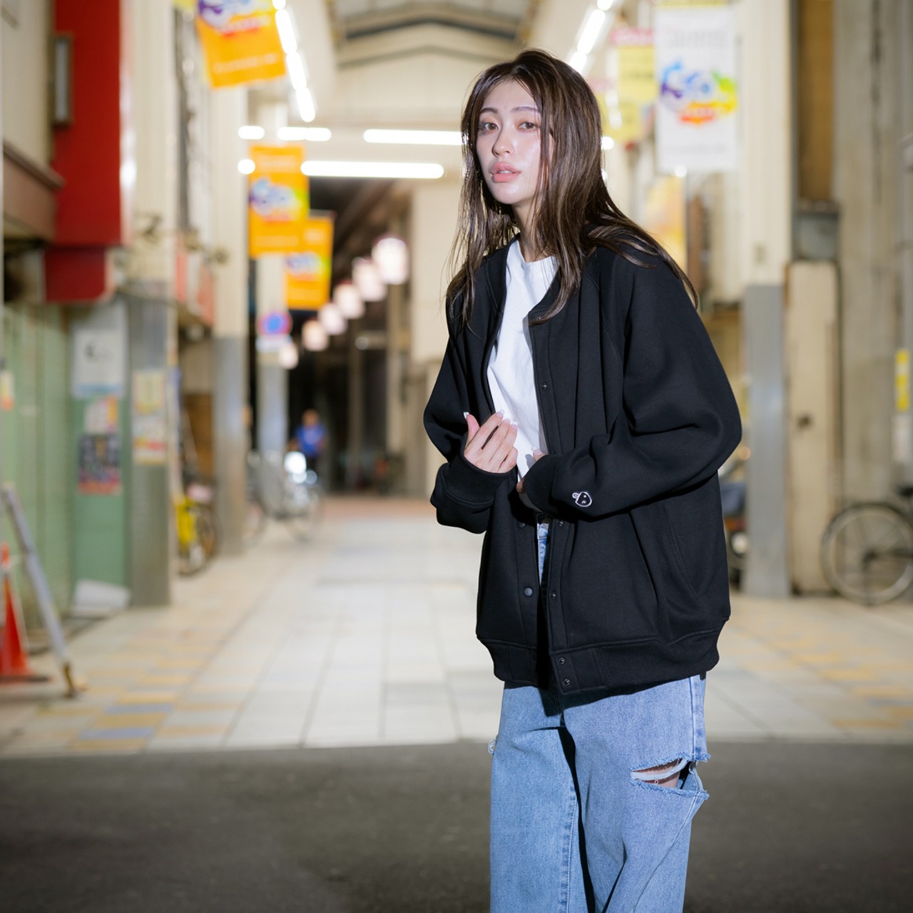 裏起毛バック刺繍ブルゾン