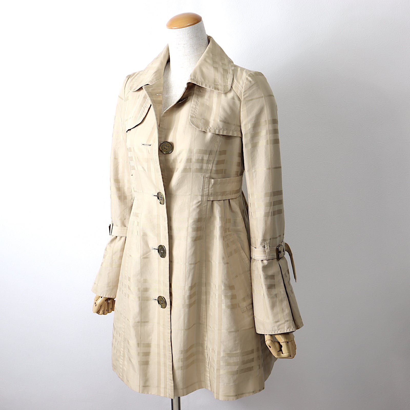 □バーバリーブルーレーベル Burberry チェック コート レディース