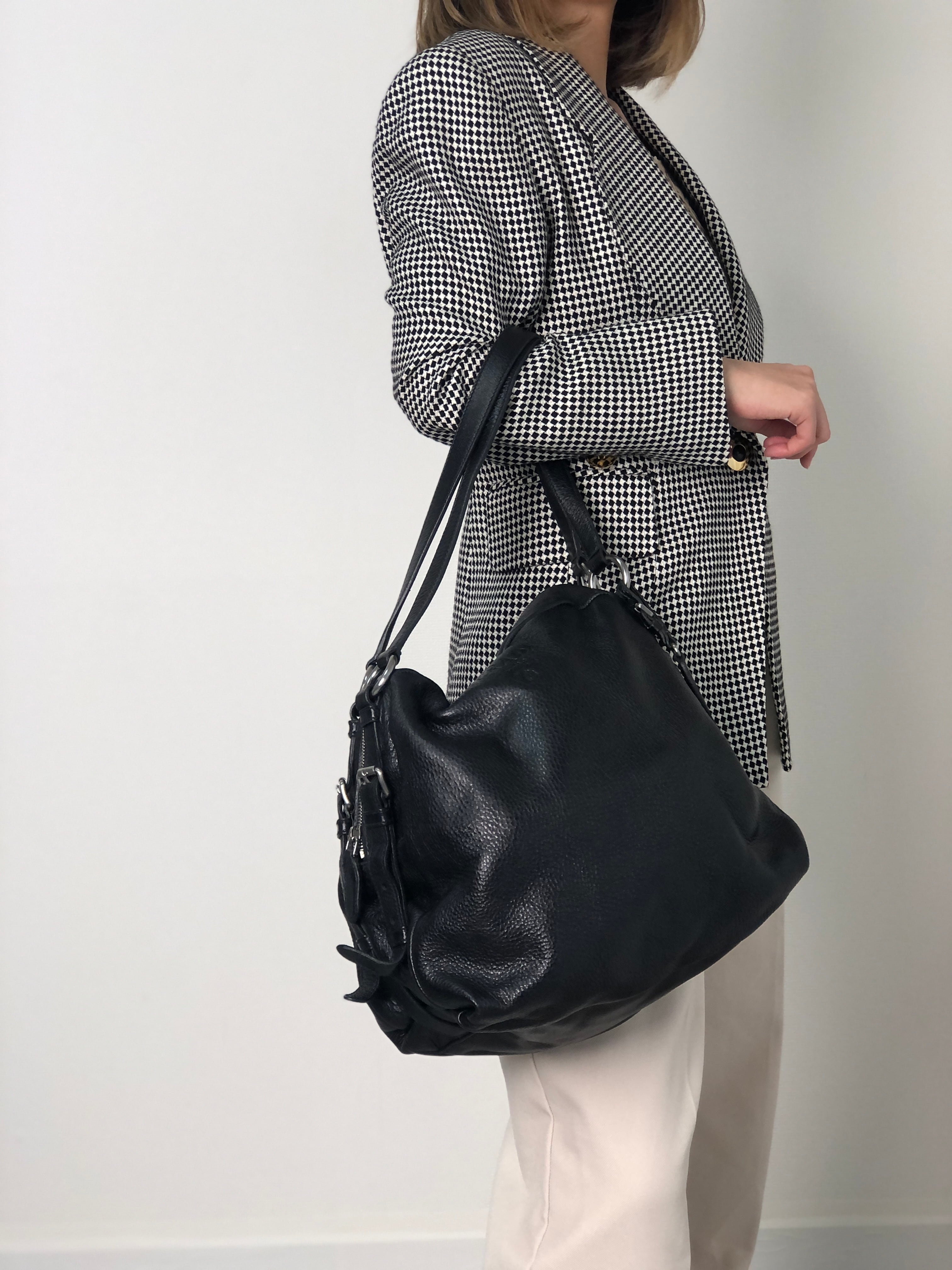 PRADA プラダ ショルダーバッグ ブラック ロゴ レザー vintage