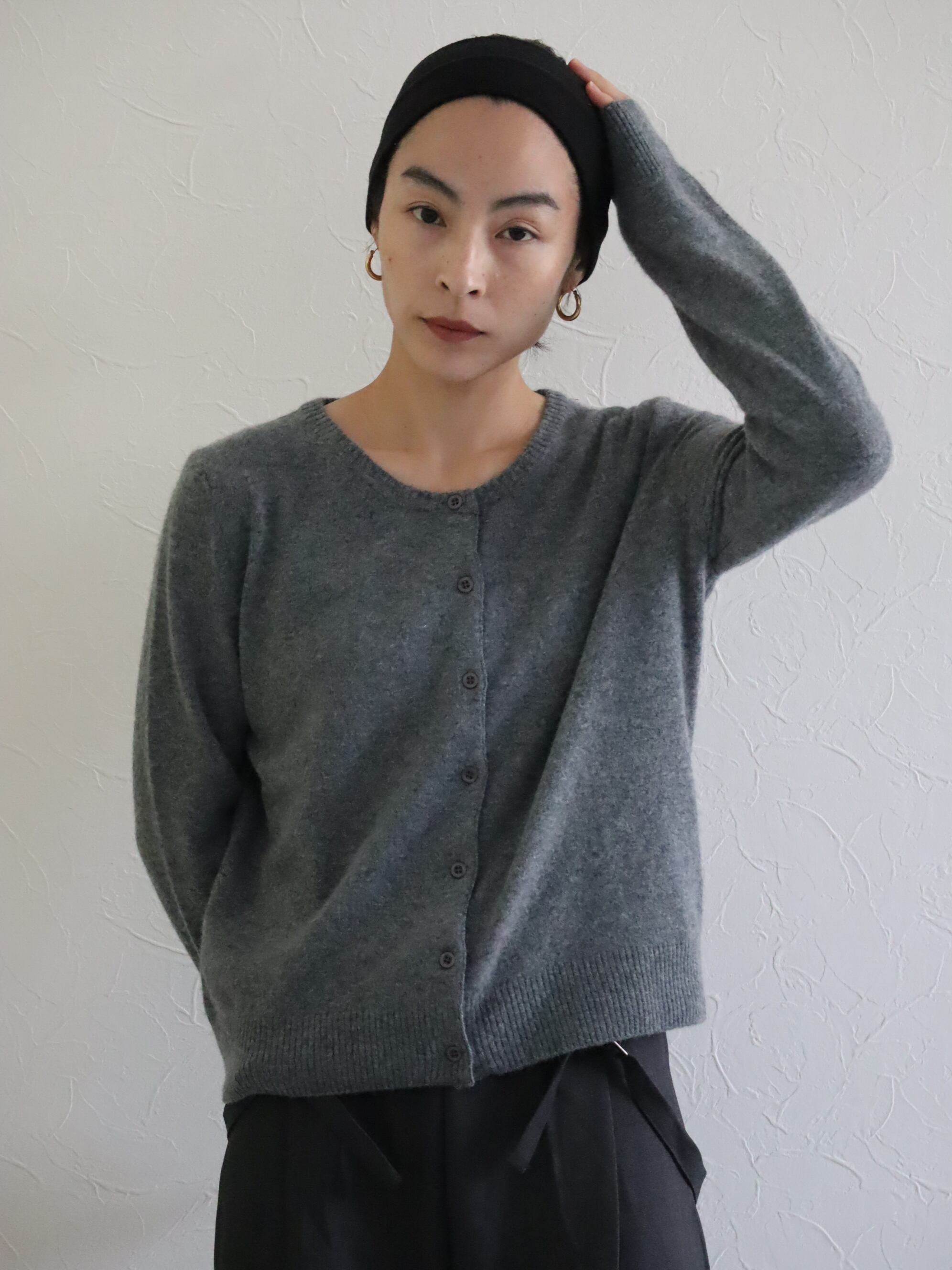 button cardigan knit