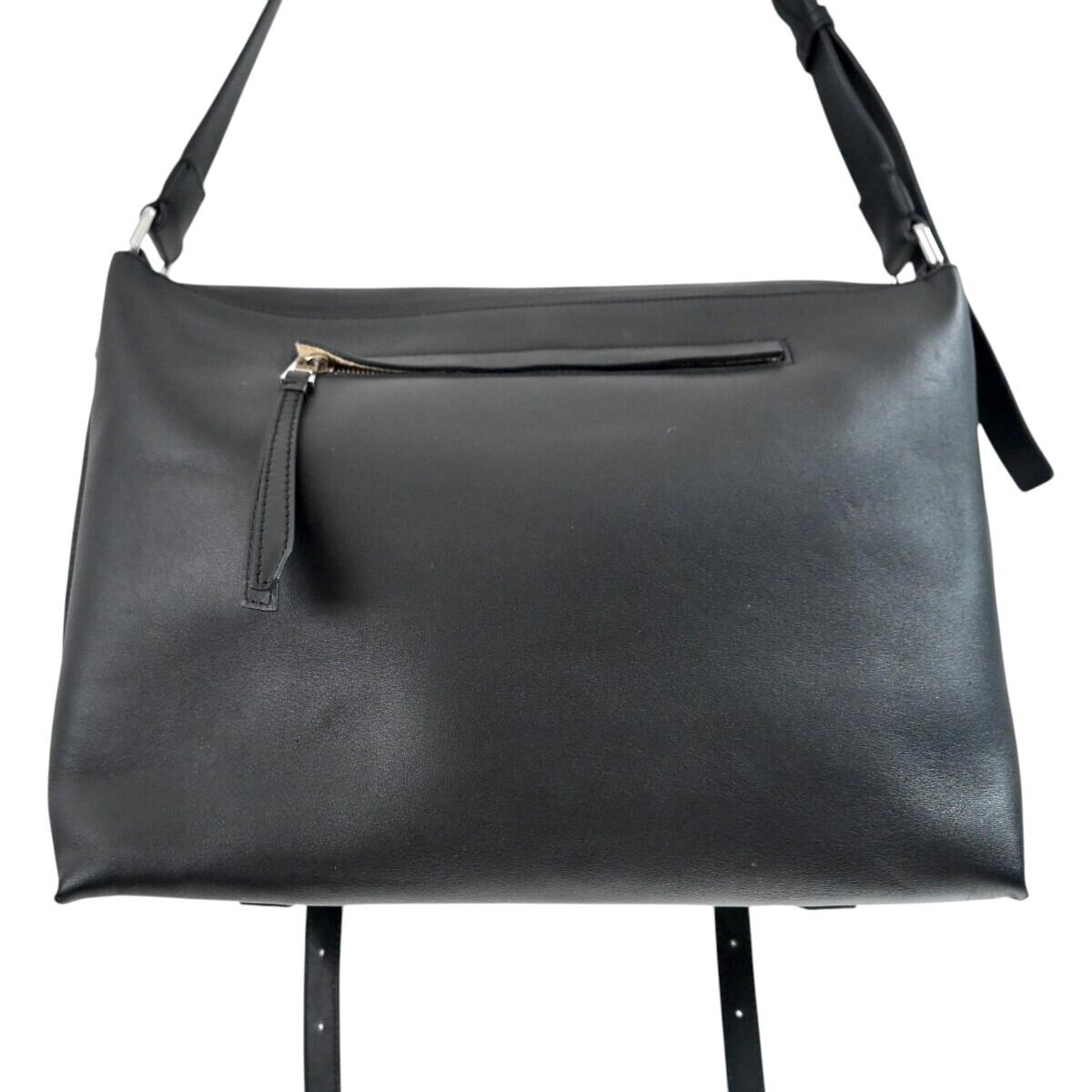 LOEWE ロエベ アナグラムロゴ レザ― メッセンジャー ショルダーバッグ ブラック T2606-k145 LOEWE ロエベ アナグラムロゴ レザ— メッセンジャー ショルダーバッグ