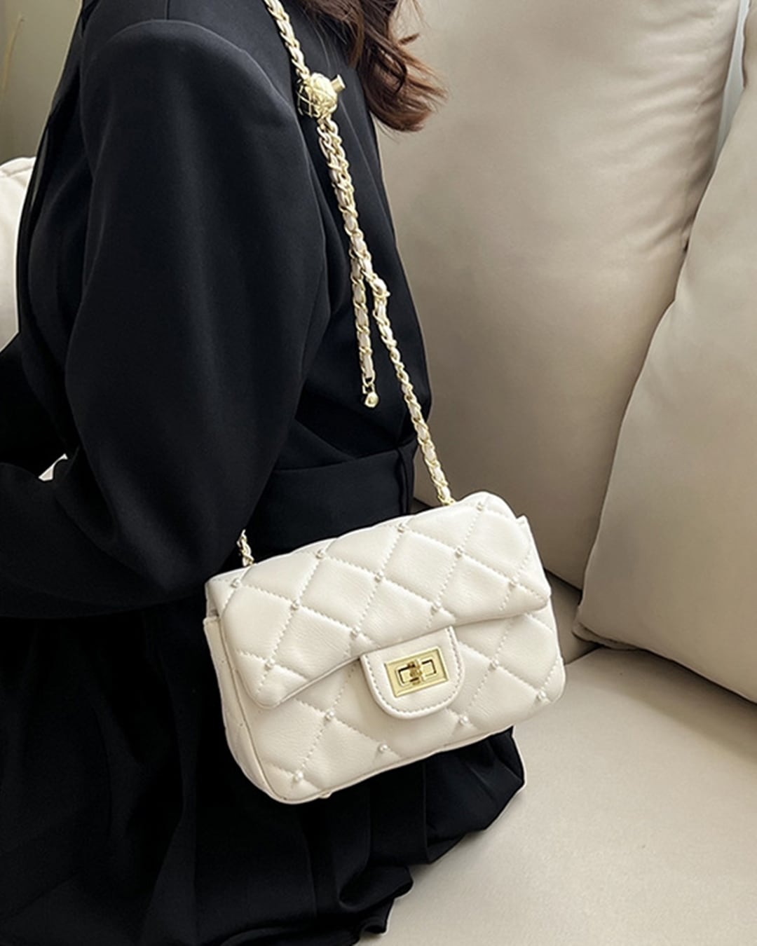 パールデコレーションチェーンバッグ（4 colors） 24WP04008 | Deelia