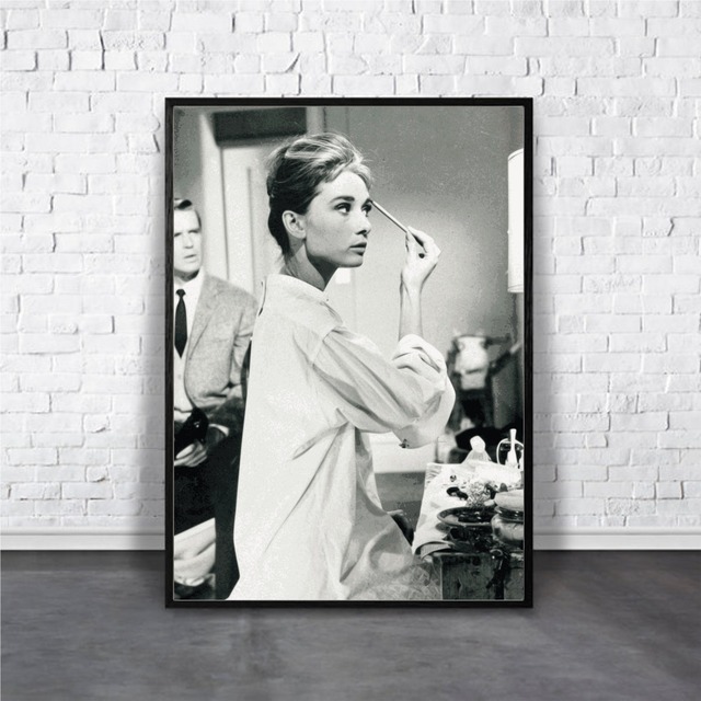 Audrey Hepburn / 【アートポスター専門店 Aroma of Paris】[AP-000171]