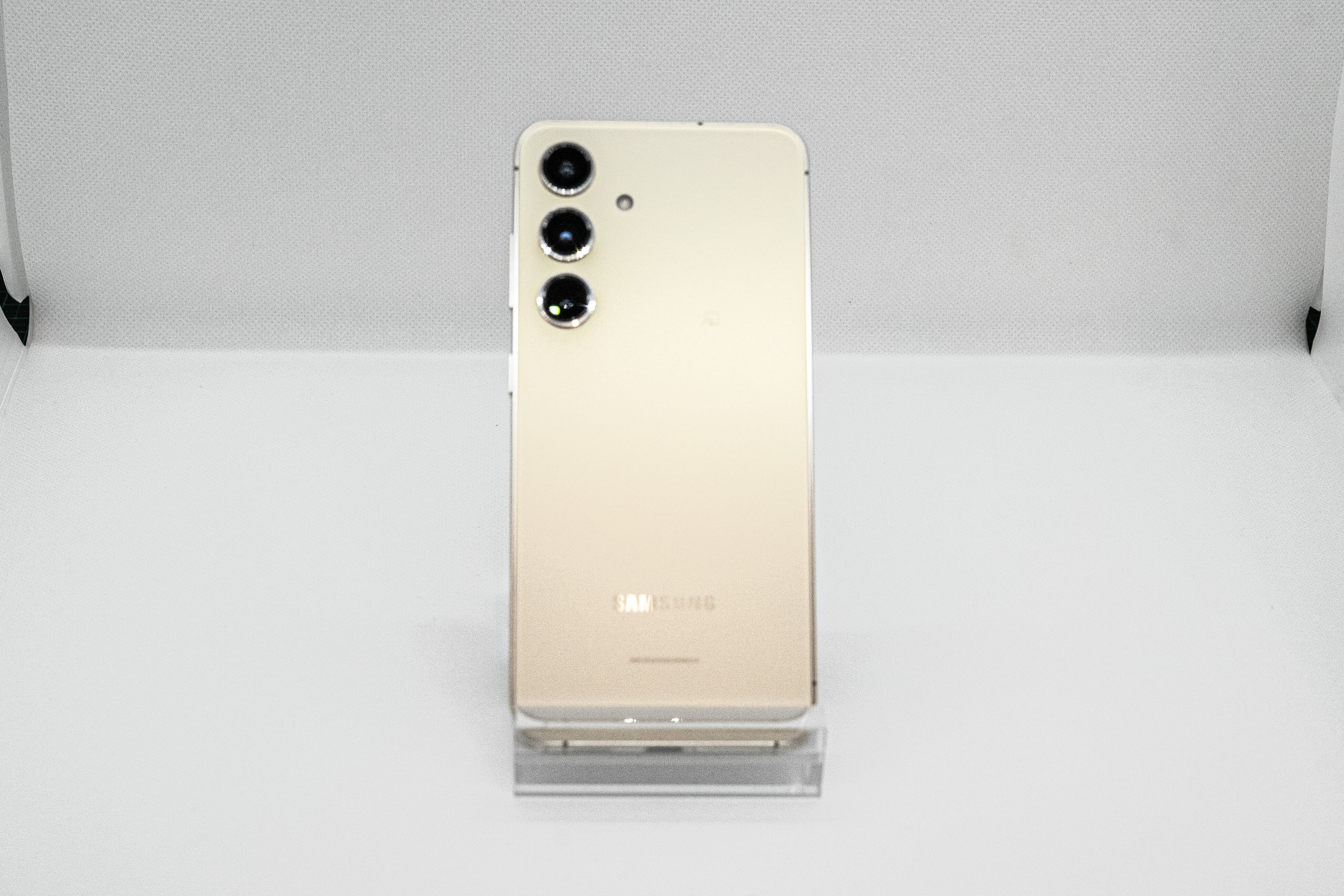Galaxy S24 SCG25 | ウルスマ