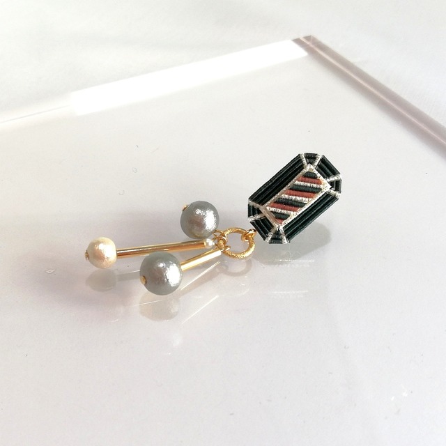 Emerald -Queue-  ピアス/イヤリング Emerald -Queue-  ピアス/イヤリング