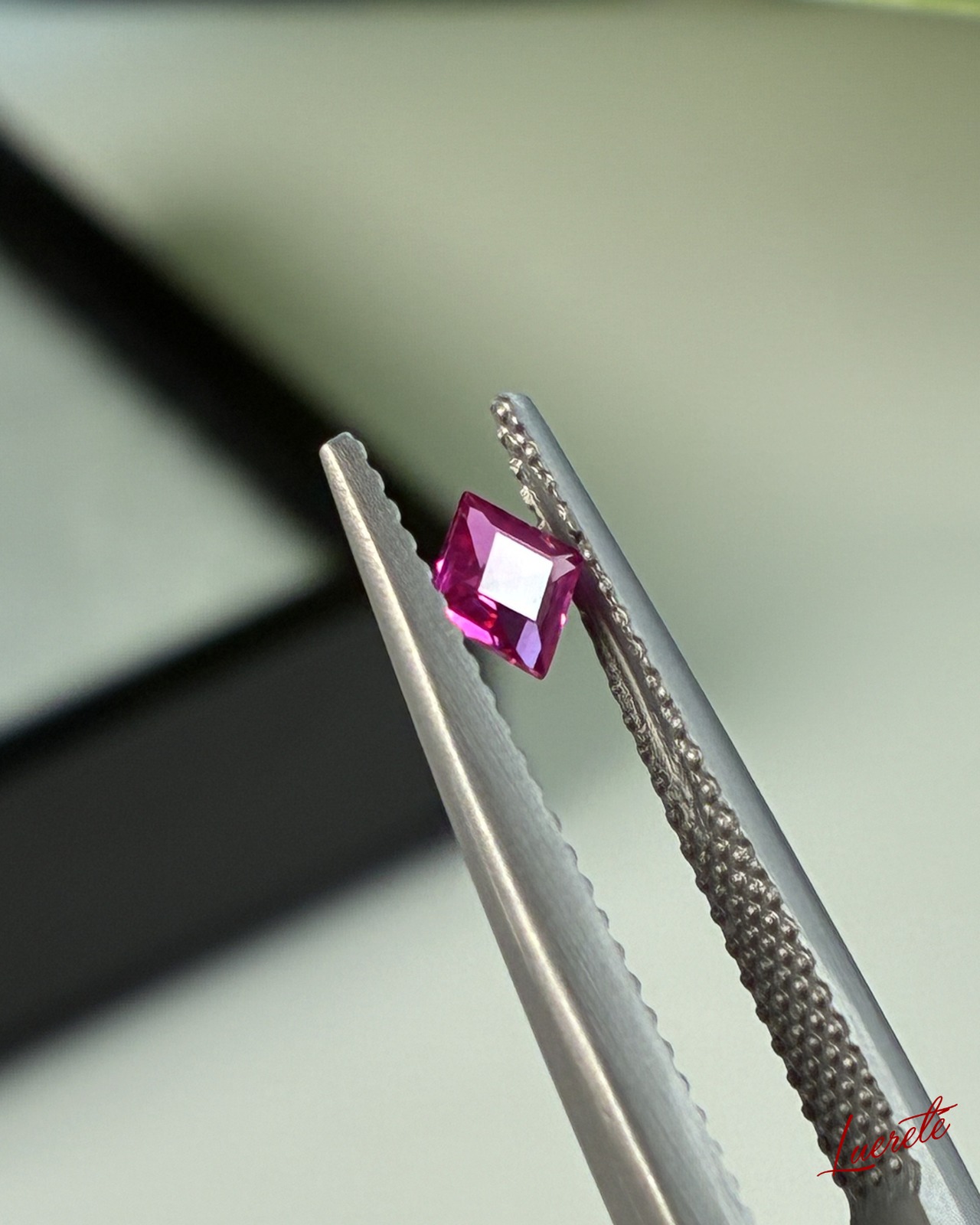 Natural Ruby 0.25ct Loose Gemstone｜天然ルビー 0.25ct ルース【LE-0065】