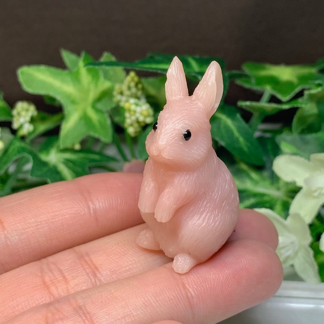 5.ピンクオパールうさぎ・インテリア