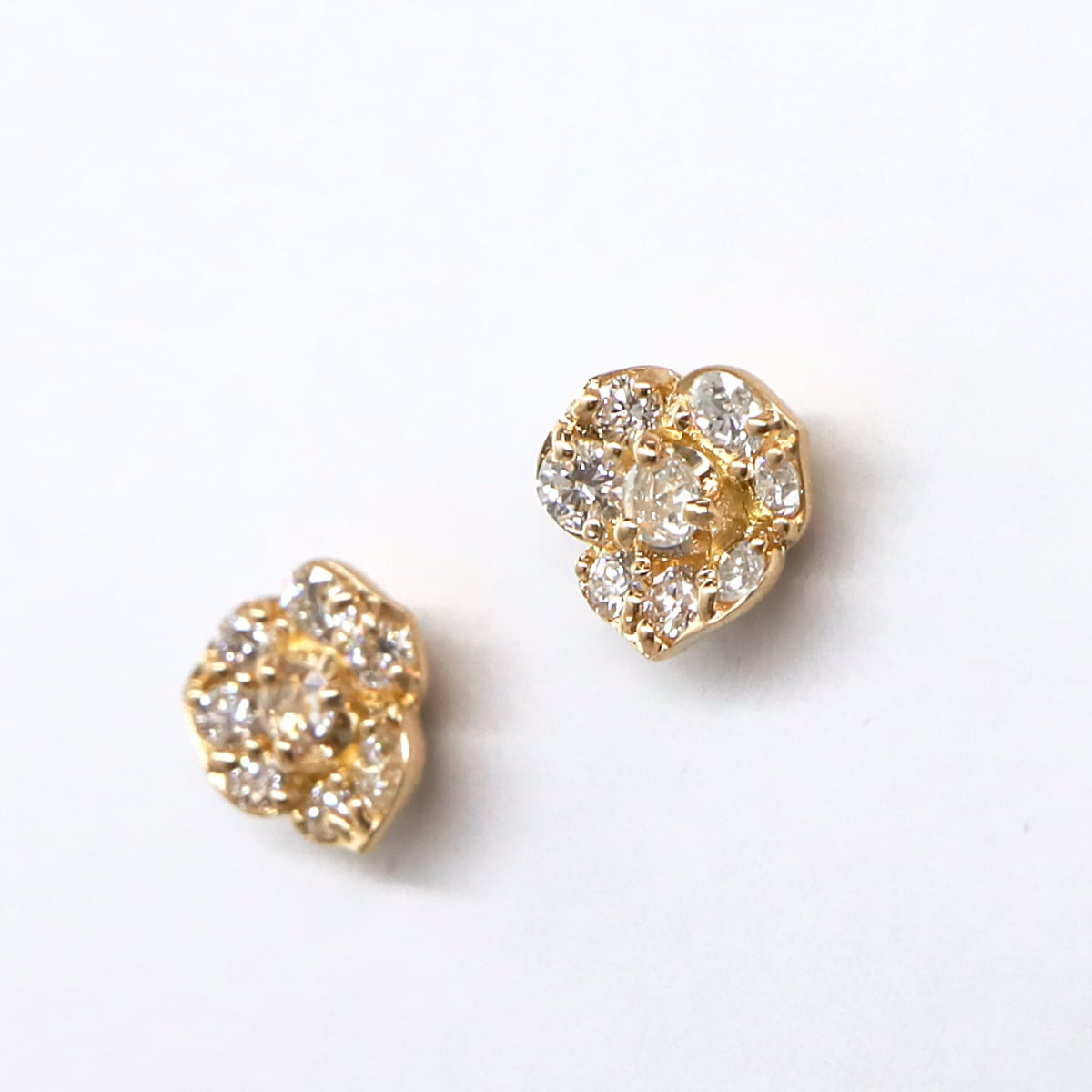 K18YG ローズカット ダイヤモンド ピアス 0.12ct