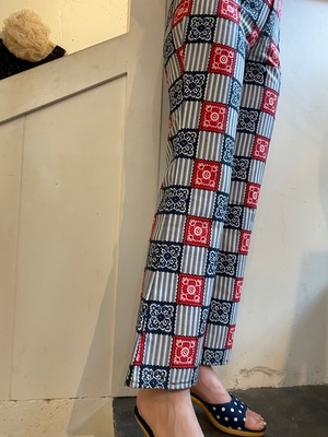 70's bandana print long pants
