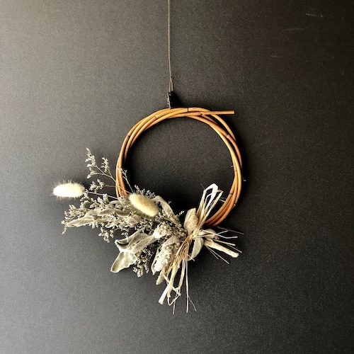 ラムズイヤーとラグラスのミニドライリース  lamb`s ear  and  lagrasse   mini  dry  wreath 