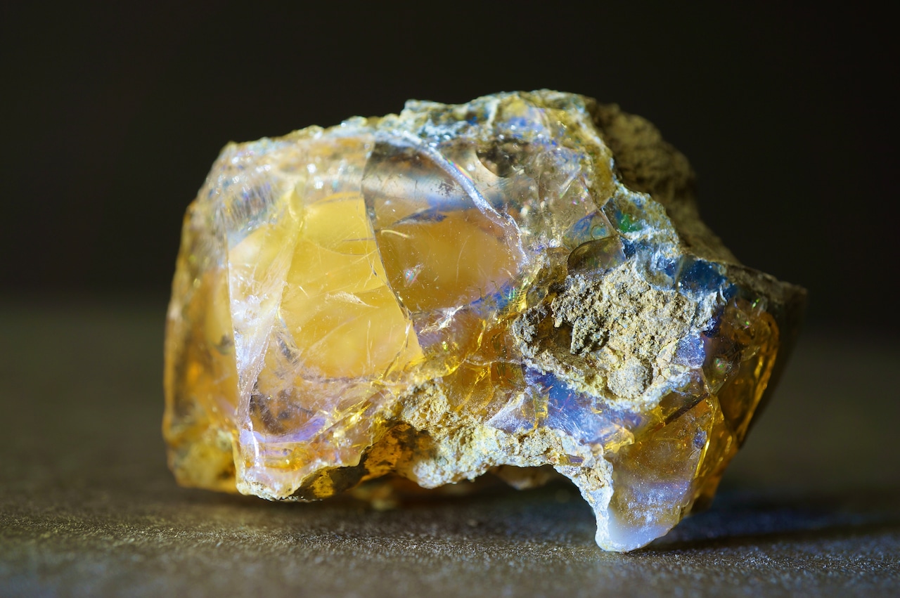 エッグ・イン・オパール Opal Egg 2269