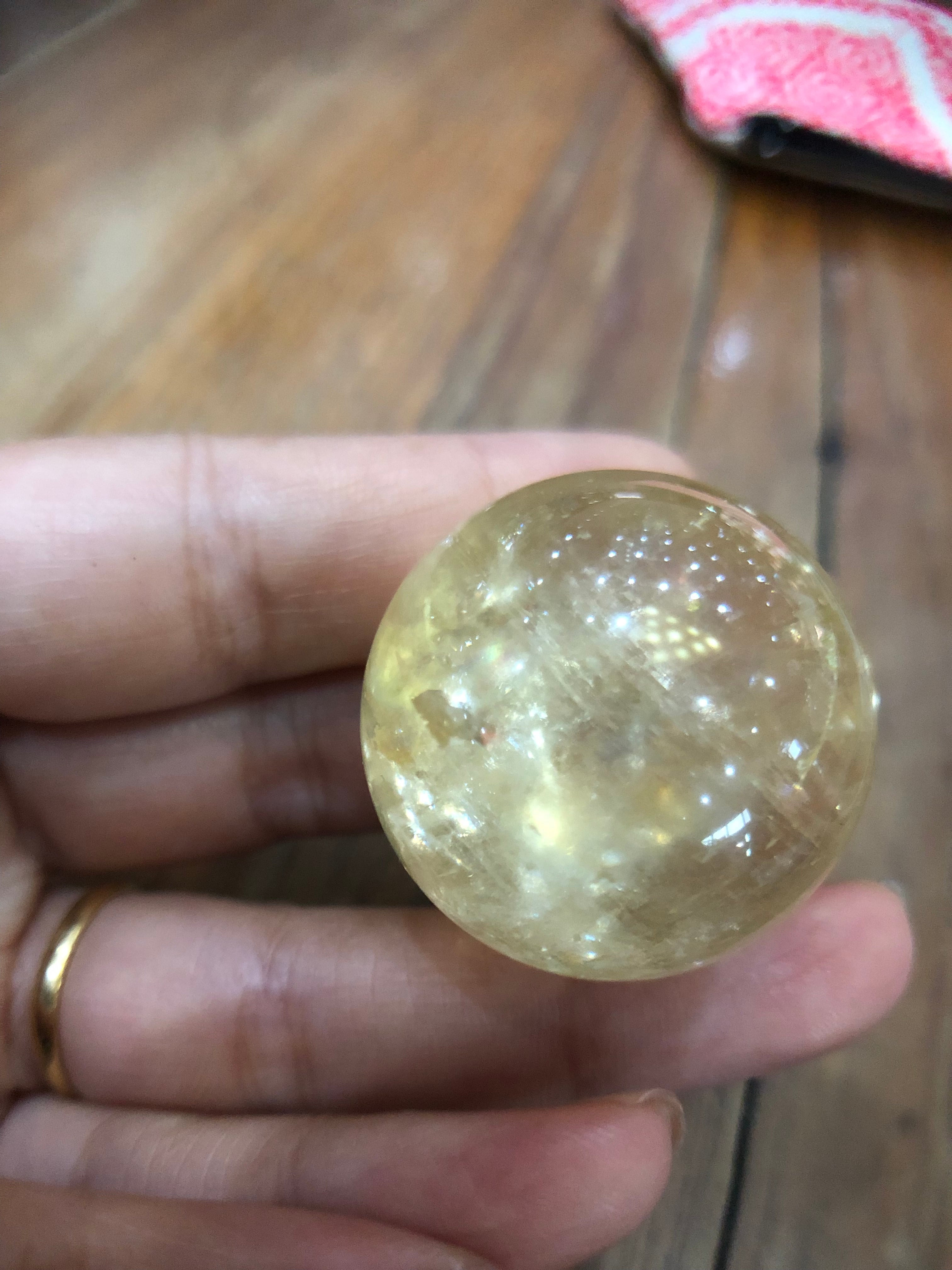 虹入りシトリンボール crb001 | Funky garuda Stone (ファンキー