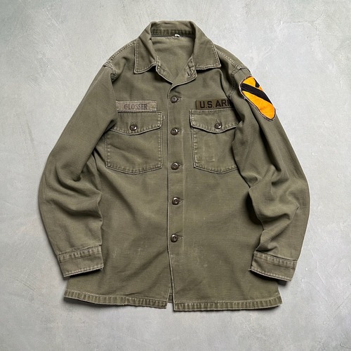 70s　U.S.ARMY　OG107　ユーティリティシャツ　ミリタリー　長袖シャツ　カーキ 古着