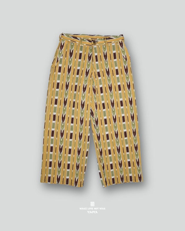 25 Native Border Pants