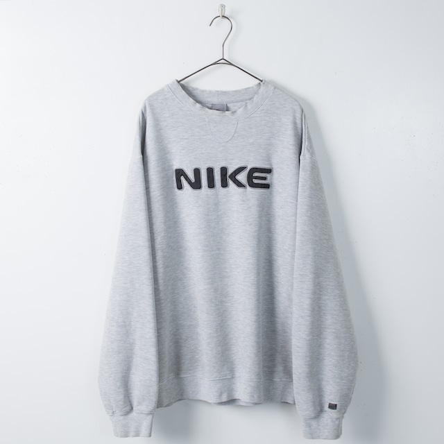2000s "NIKE" embroidered crew neck sweat