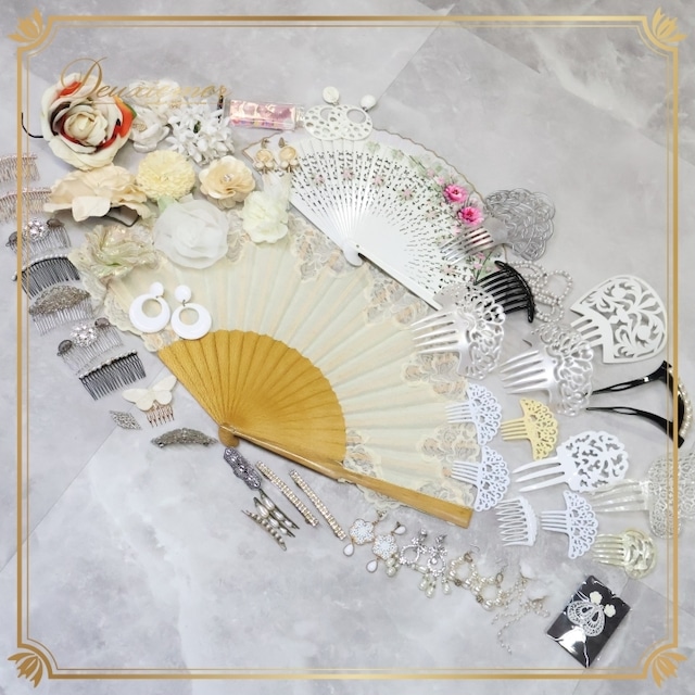 フラメンコ 小物 小道具 アバニコ ペイネタ ピアス イヤリング フローレス ヘアピン 扇子 花 薔薇 ホワイト系 白 アクセサリー まとめ売り セット 小物セット イベント用 舞台用 ダンス用 白系 コスチューム 豪華 ヘアピン 花飾り おしゃれ お得セット フラメンコ 小物 小道具 アバニコ ペイネタ ピアス イヤリング フローレス ヘアピン 扇子 花 薔薇 ホワイト系 白 アクセサリー まとめ売り セット 小物セット イベント用 舞台用 ダンス用 白系 コスチューム 豪華 ヘアピン 花飾り おしゃれ お得セット